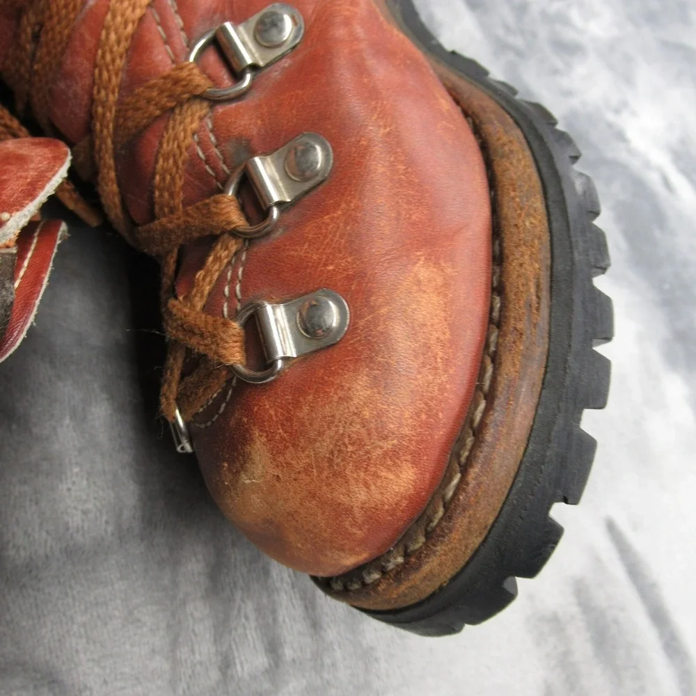 Rocky Boots Mens 8 Womens 11 Brown Leather‎ Heavy Mountaineer Hike VTG 80s USA